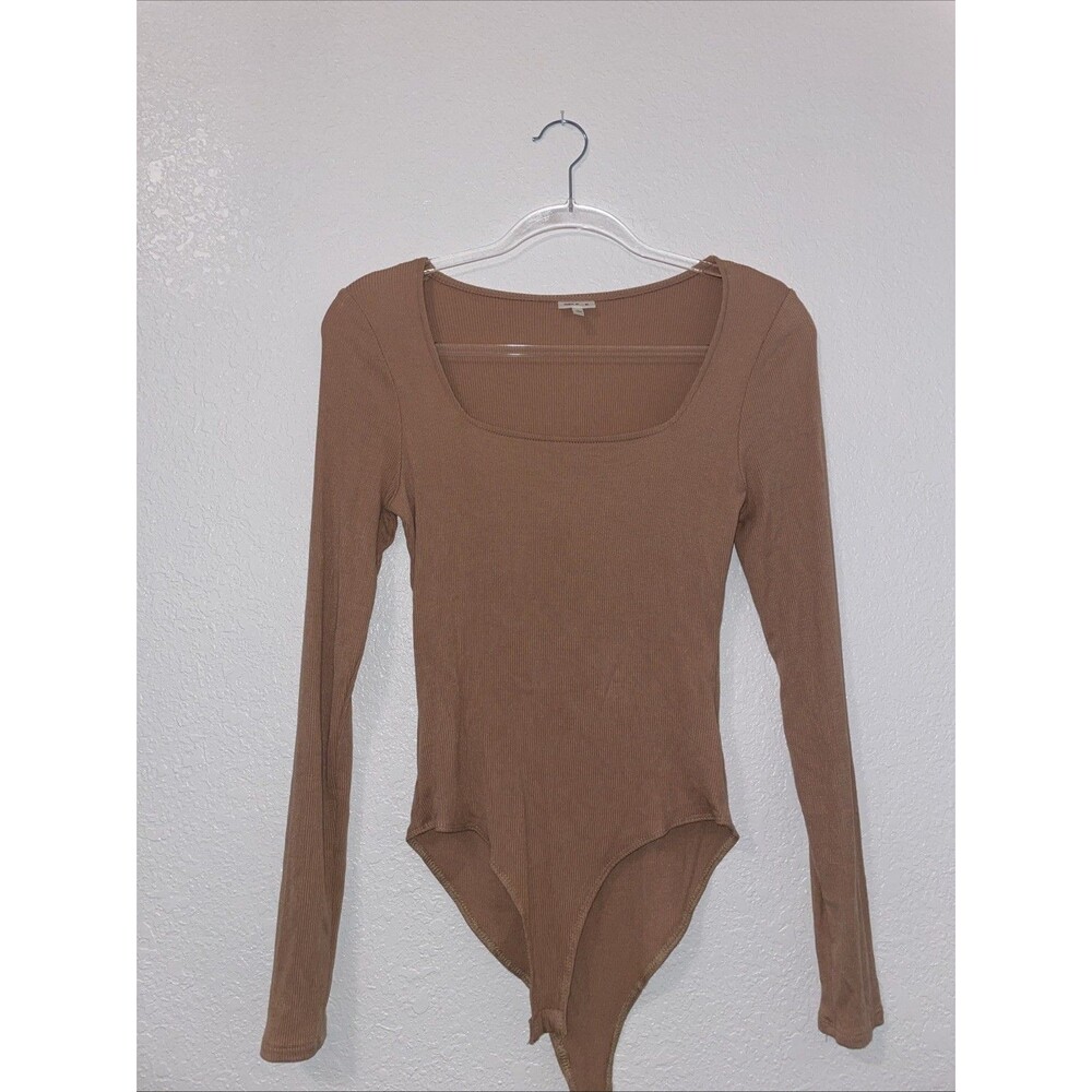 Selfie Ribbed Long Sleeve Scoop Neck Bodysuit Light Brown size Large L Slim Fit